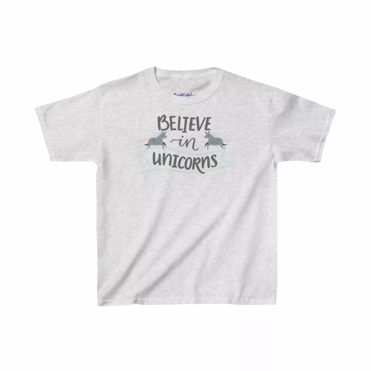 Girl Believe in Unicorns Kid T-Shirt